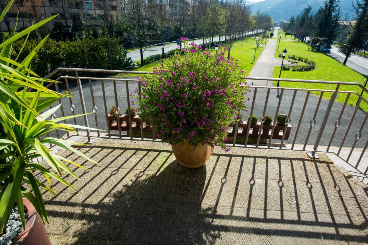 Hotel Palacio Atxega Usúrbil Εξωτερικό φωτογραφία